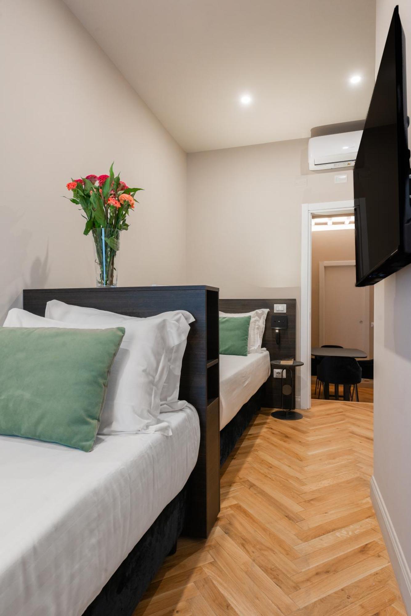 H77 Apartments - Maison D'Art Collection โรม ภายนอก รูปภาพ