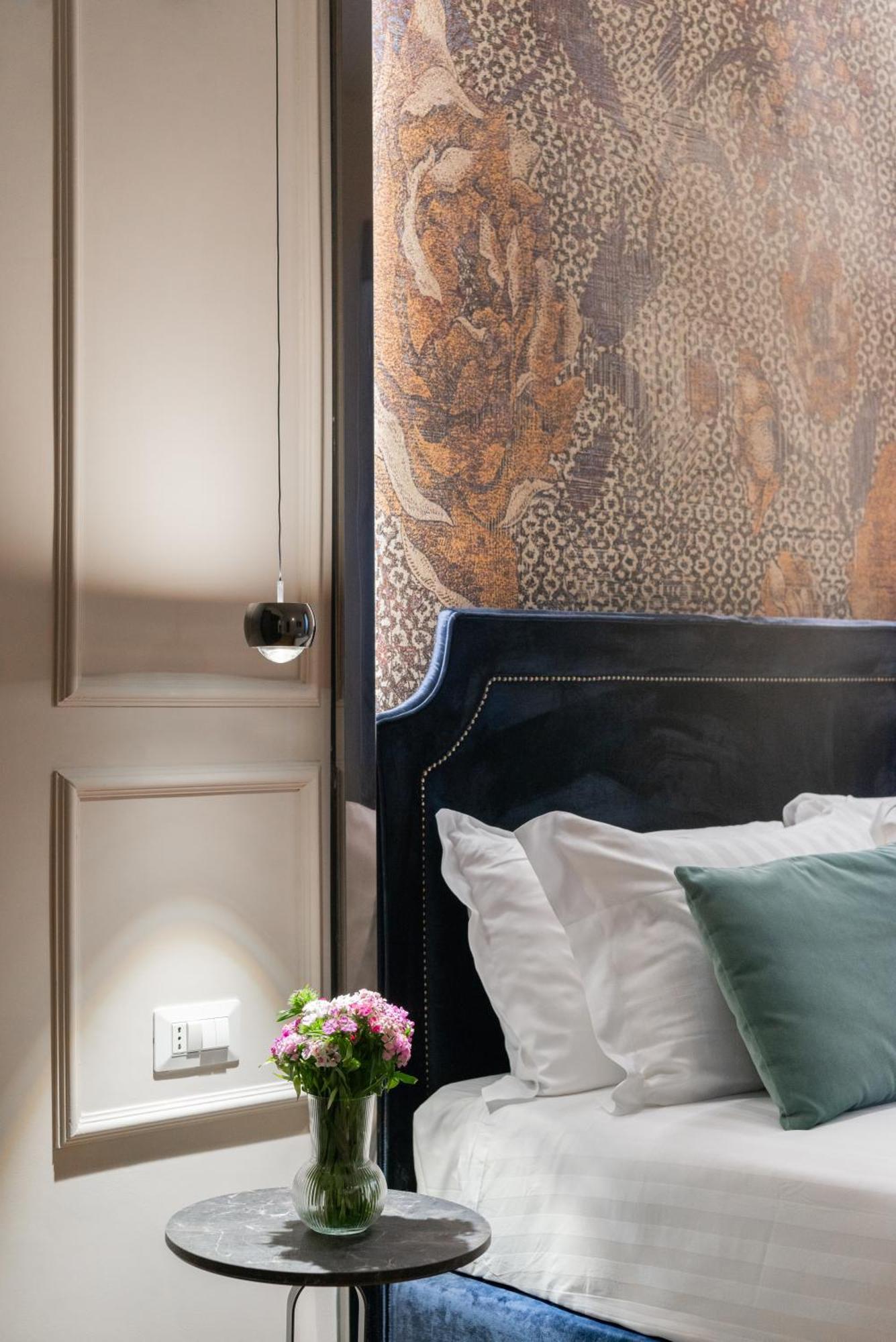 H77 Apartments - Maison D'Art Collection โรม ภายนอก รูปภาพ